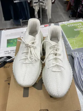 Yeezy White M Shoes 7